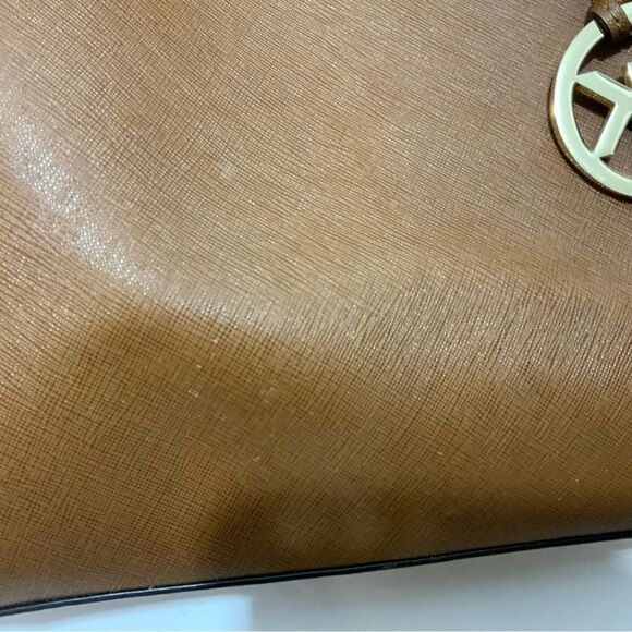 Michael Kors Jet Set East West Top Zip Tote in Luggage - Picture 11 of 14